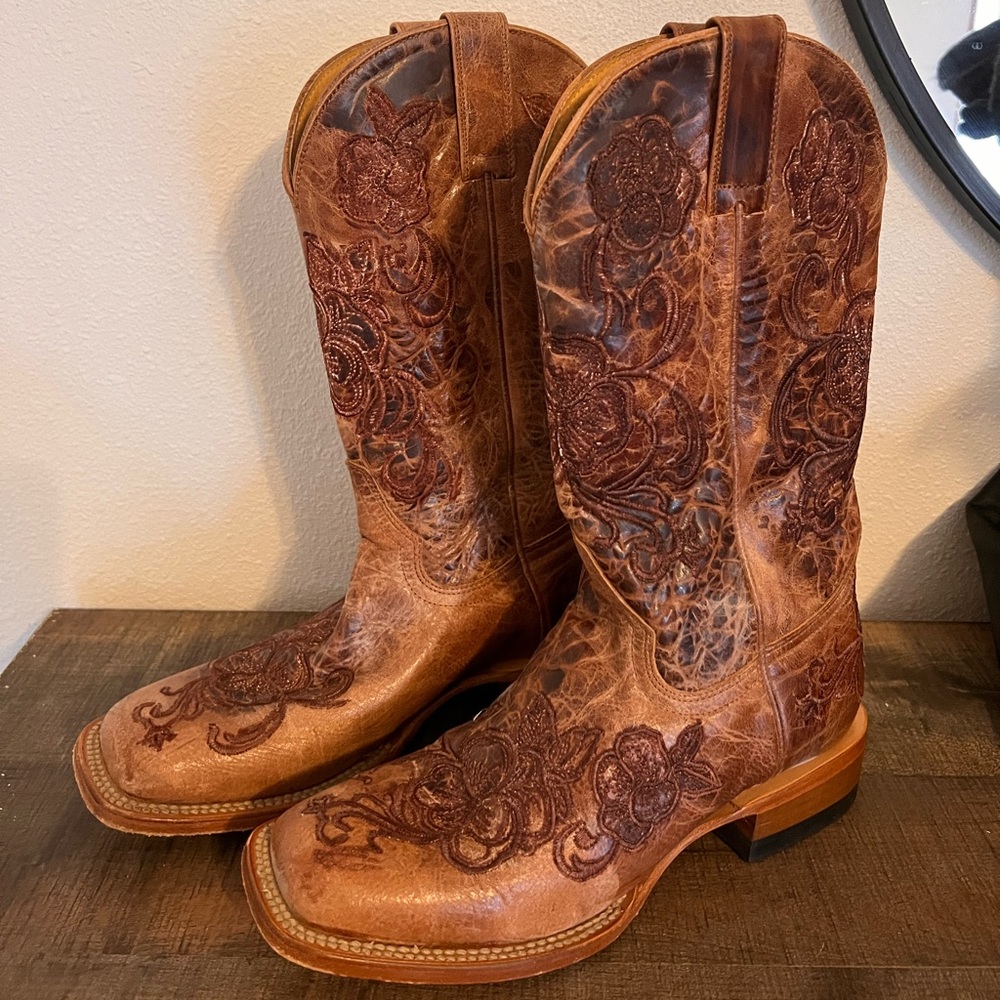Shyanne Cowgirl Boots